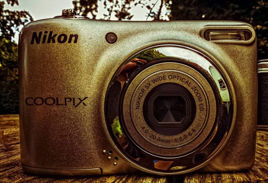 Explore the Nikon Coolpix L Features, Performance, and Shooting Modes